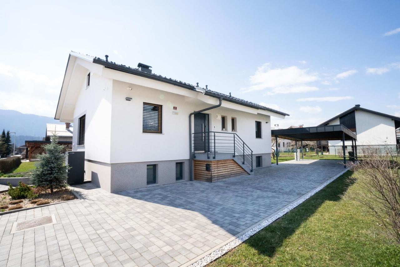 Home Away From Home Radovljica Exteriör bild